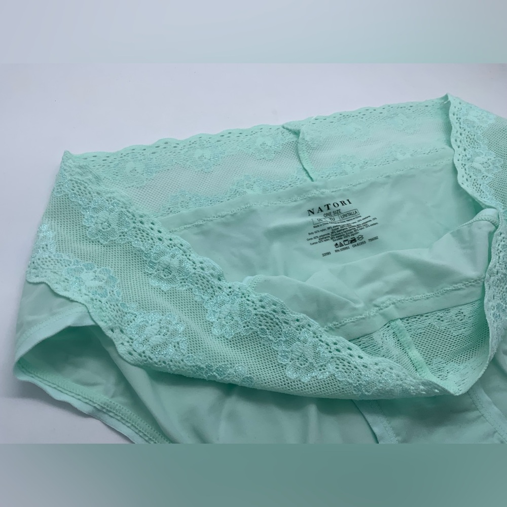 NATORI Bliss Perfection Lace-Waist Bikini - Picture 6 of 9